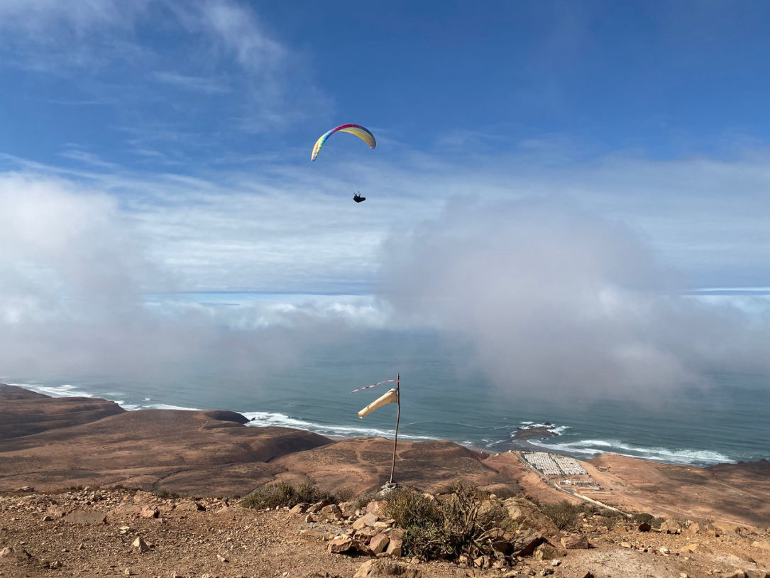 Legzira top takeoff by Damien Lecire