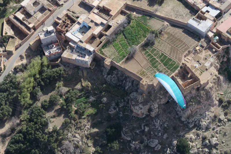 Sonja flying over Aguergour